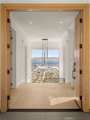 10050 Olivia Terrace, Sun Valley, CA 91352