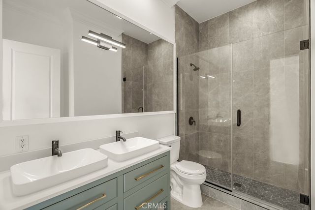 10050 Olivia Terrace, Sun Valley, CA 91352