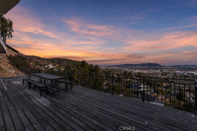 10050 Olivia Terrace, Sun Valley, CA 91352