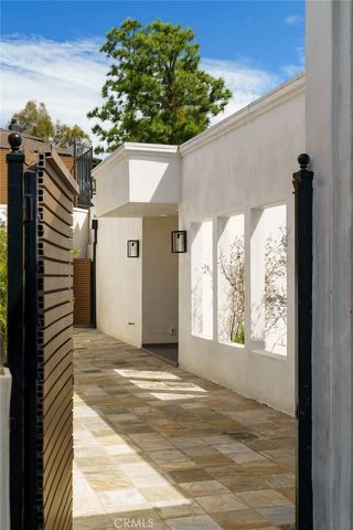 10050 Olivia Terrace, Sun Valley, CA 91352