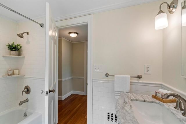 142 Tower Rd, Lincoln, MA 01773