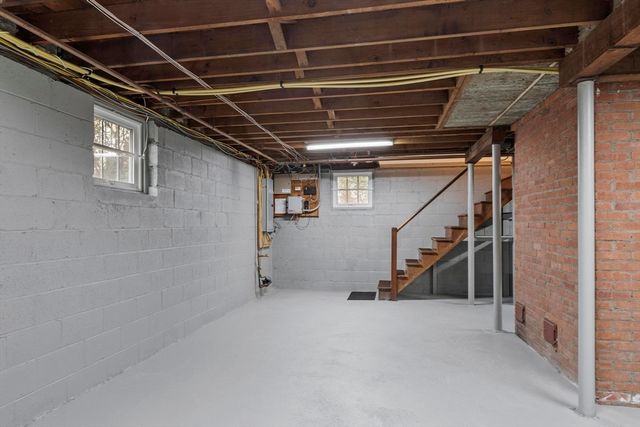 142 Tower Rd, Lincoln, MA 01773