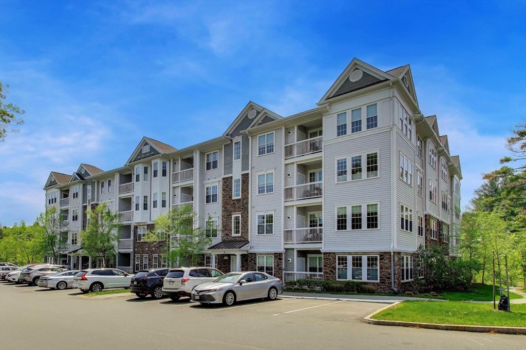 62 Abigail Way 4006, Reading, MA 01867