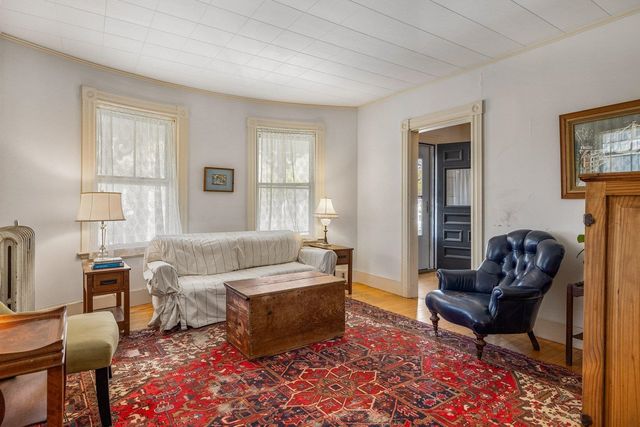 139 Thornton Street, Portsmouth, NH 03801