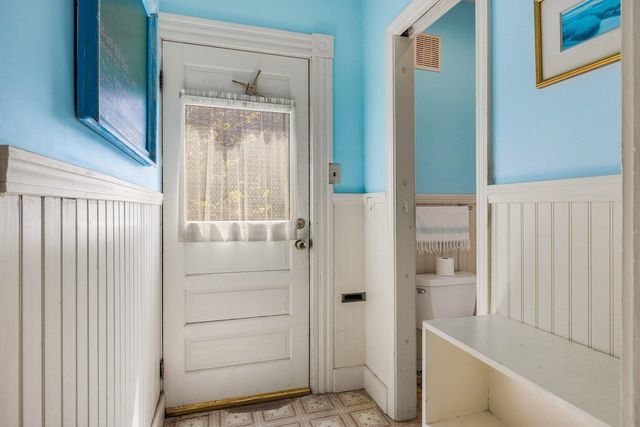 139 Thornton Street, Portsmouth, NH 03801