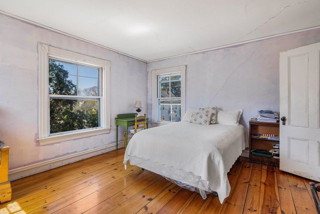 139 Thornton Street, Portsmouth, NH 03801
