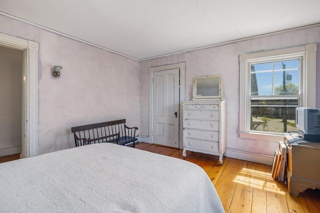 139 Thornton Street, Portsmouth, NH 03801