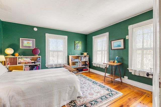 139 Thornton Street, Portsmouth, NH 03801