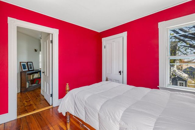 139 Thornton Street, Portsmouth, NH 03801