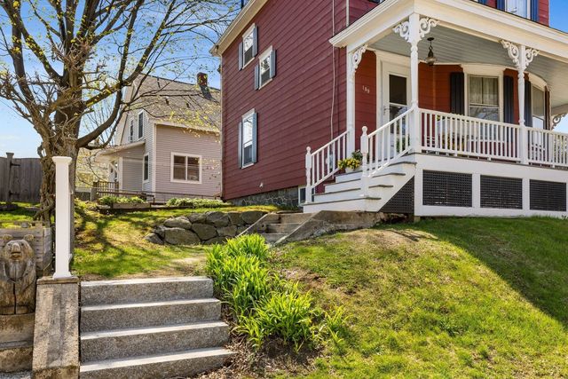 139 Thornton Street, Portsmouth, NH 03801
