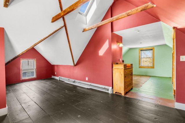 139 Thornton Street, Portsmouth, NH 03801