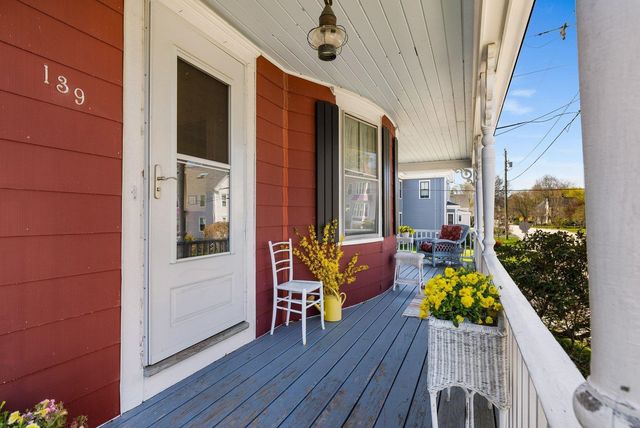 139 Thornton Street, Portsmouth, NH 03801