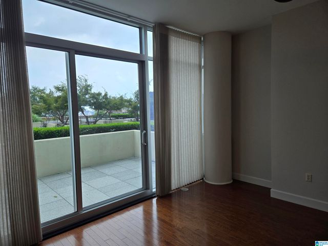 1300 27th Pl S Apt 13, Birmingham, AL 35205