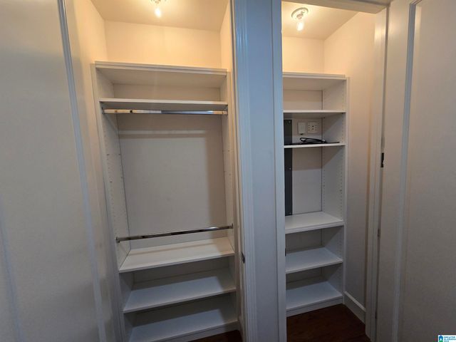 1300 27th Pl S Apt 13, Birmingham, AL 35205