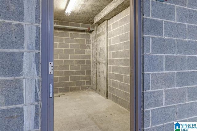 1300 27th Pl S Apt 13, Birmingham, AL 35205