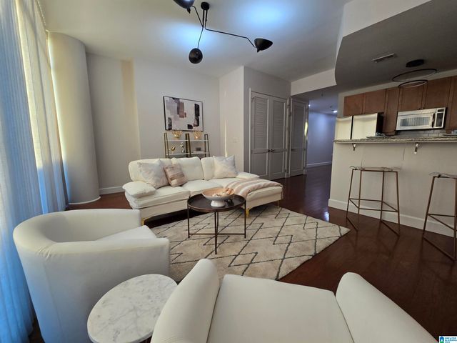 1300 27th Pl S Apt 13, Birmingham, AL 35205