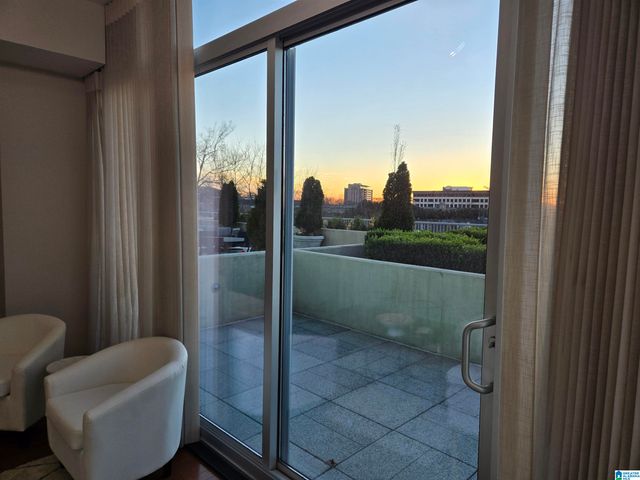 1300 27th Pl S Apt 13, Birmingham, AL 35205