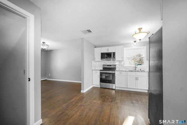 39 Union Street Extension, Enfield, CT 06082