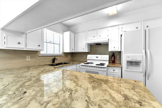 1101 Wilson Drive, Rosenberg, TX 77471