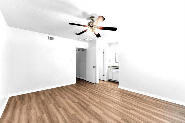 1101 Wilson Drive, Rosenberg, TX 77471