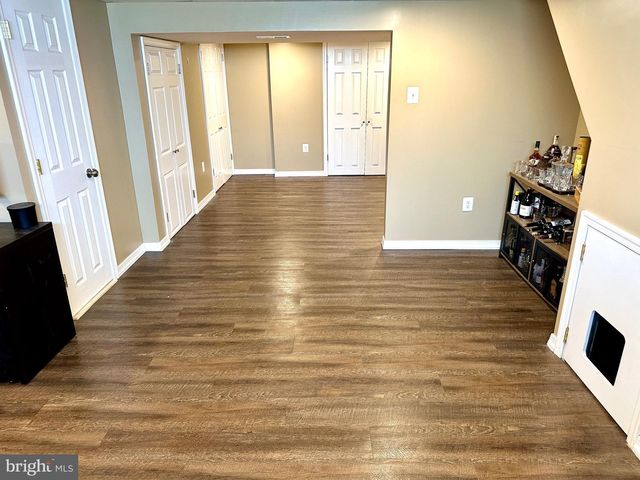 816 NAYLORS RUN RD, Havertown, PA 19083