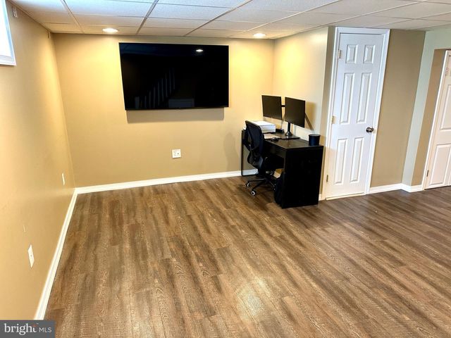 816 NAYLORS RUN RD, Havertown, PA 19083