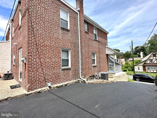816 NAYLORS RUN RD, Havertown, PA 19083