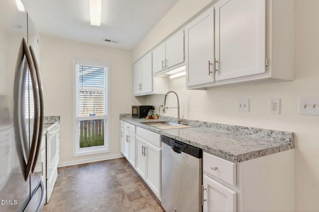 516 Auburndale Lane, Fayetteville, NC 28314