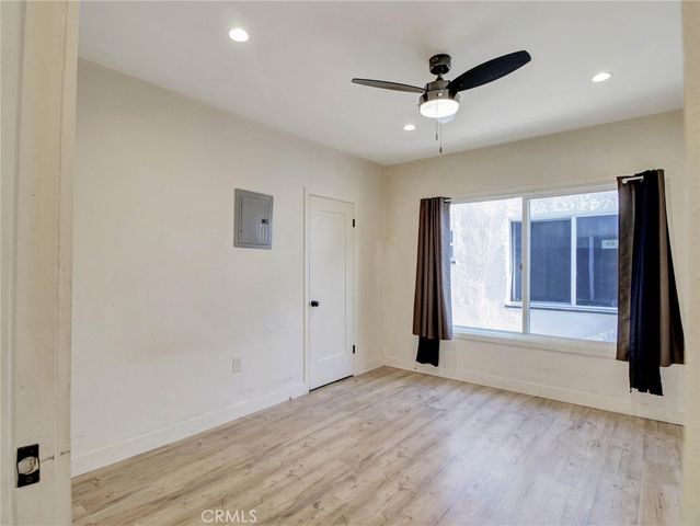 6428 S Van Ness, Los Angeles, CA 90047