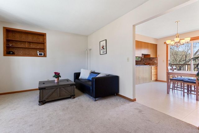 7151 Inwood Court S, Cottage Grove, MN 55016