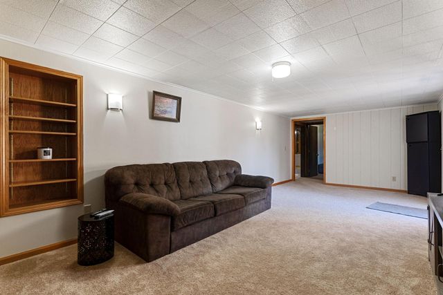 7151 Inwood Court S, Cottage Grove, MN 55016