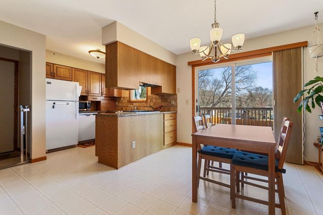 7151 Inwood Court S, Cottage Grove, MN 55016