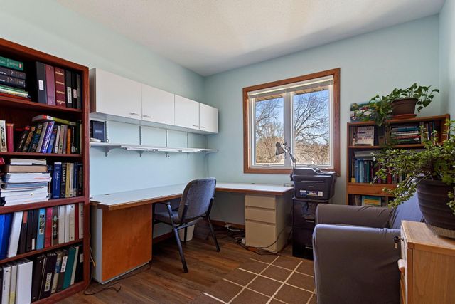 7151 Inwood Court S, Cottage Grove, MN 55016