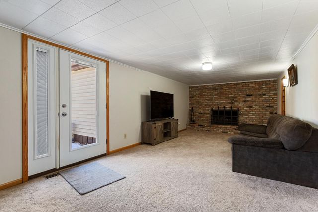 7151 Inwood Court S, Cottage Grove, MN 55016