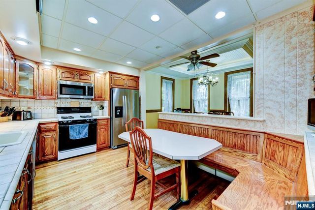 273 French Hill Road, Wayne, NJ 07470