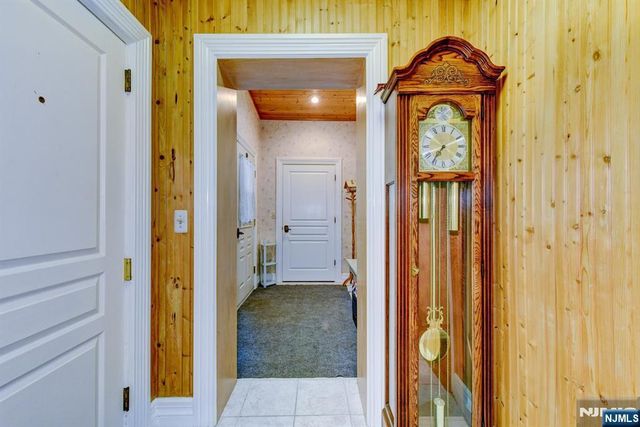 273 French Hill Road, Wayne, NJ 07470
