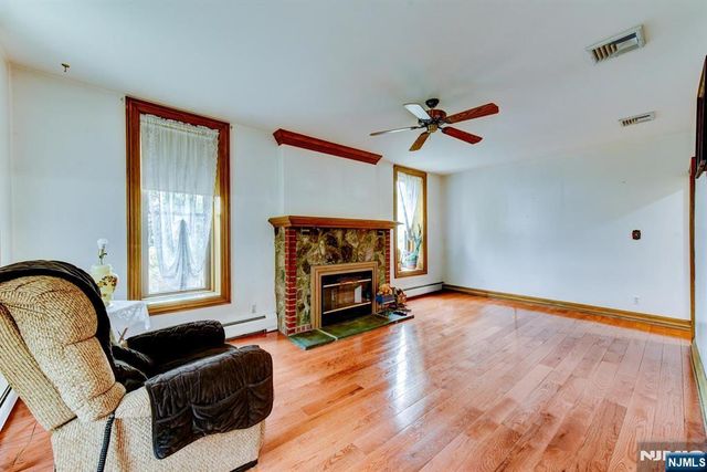 273 French Hill Road, Wayne, NJ 07470