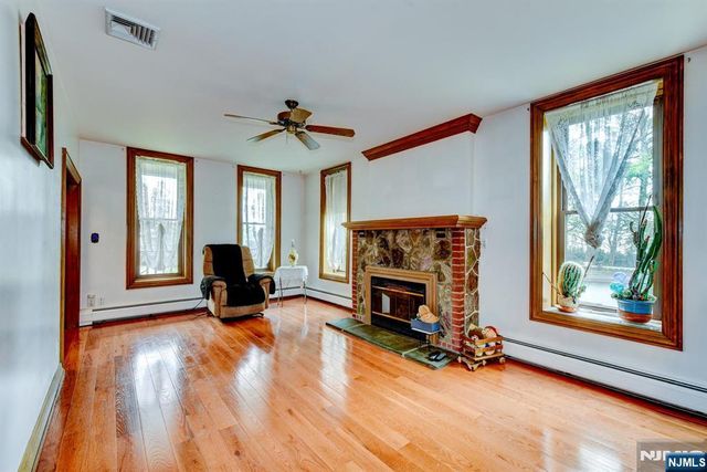 273 French Hill Road, Wayne, NJ 07470
