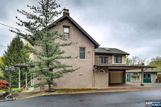273 French Hill Road, Wayne, NJ 07470