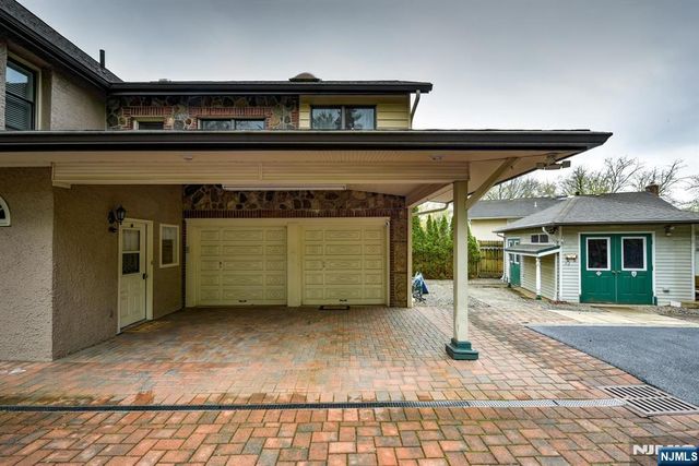 273 French Hill Road, Wayne, NJ 07470