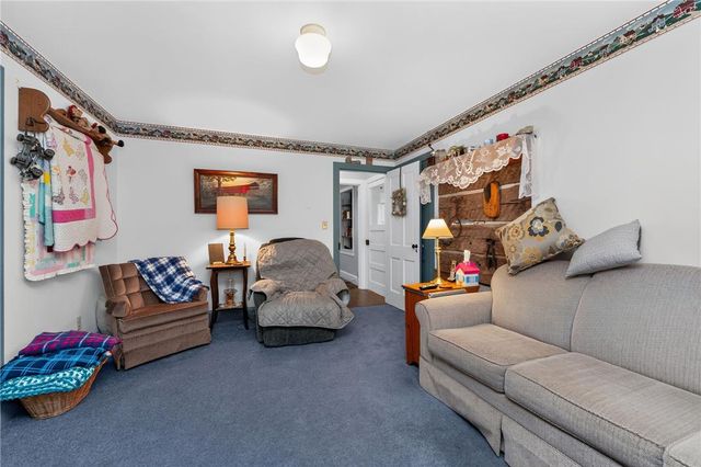 7072 Passer, Upper Saucon Twp, PA 18036