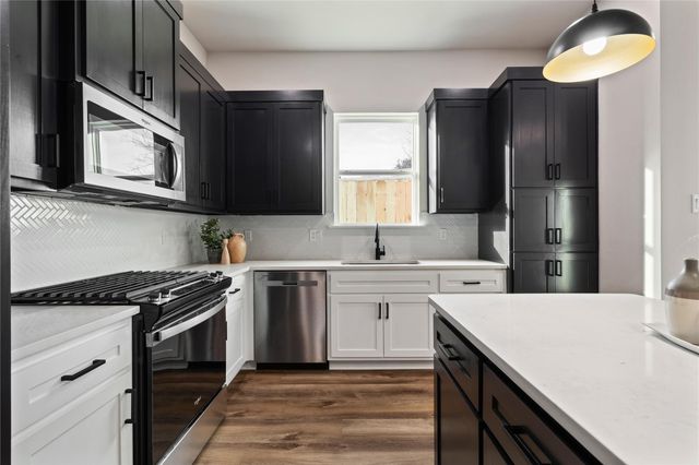 4605 Brady Street A-B, Houston, TX 77011