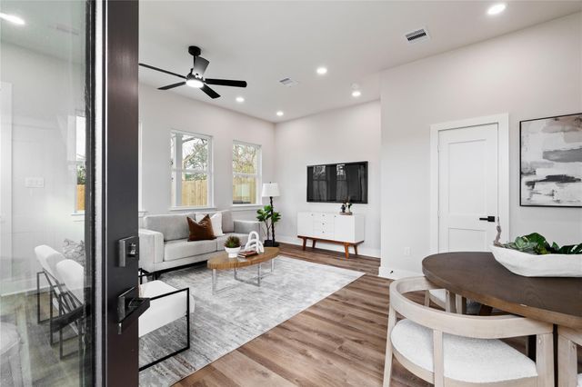 4605 Brady Street A-B, Houston, TX 77011