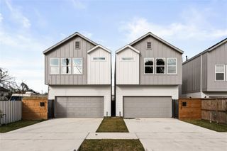 4605 Brady Street A-B, Houston, TX 77011