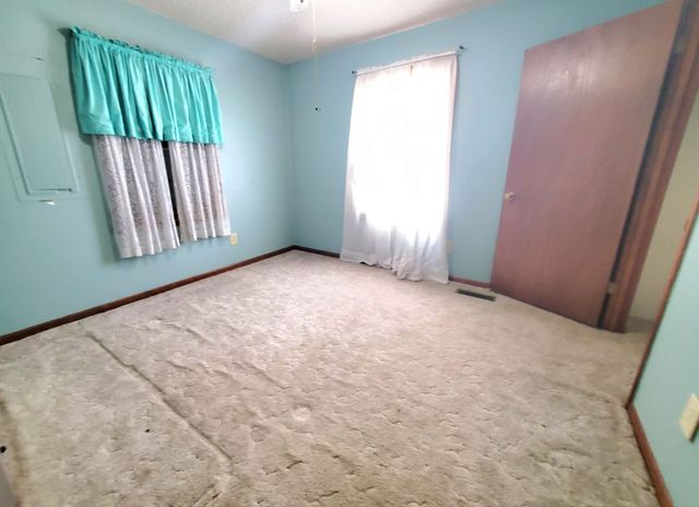 18 Roberts Ln, Lebanon, TN 37087