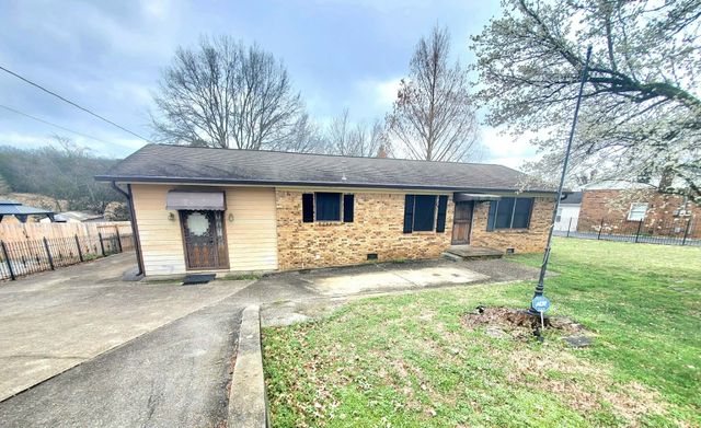 18 Roberts Ln, Lebanon, TN 37087