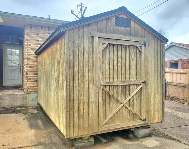 18 Roberts Ln, Lebanon, TN 37087