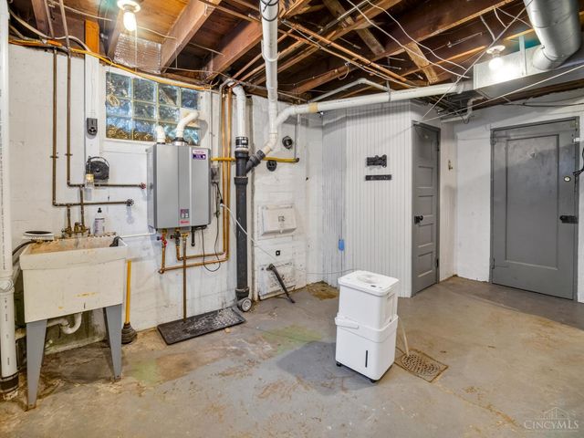 6182 Tulane Road, Cincinnati, OH 45212
