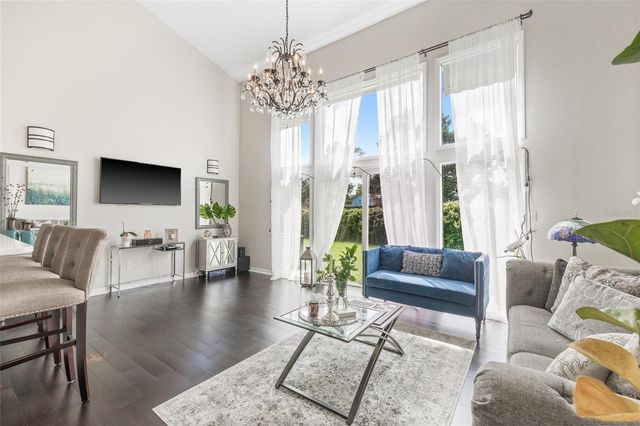 4265 BRENTWOOD PARK CRK, Tampa, FL 33624