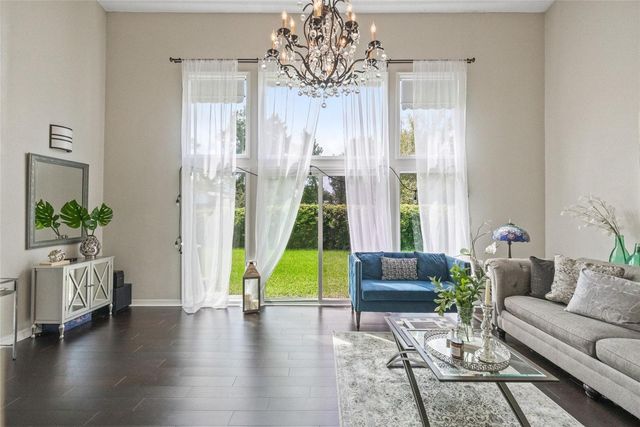 4265 BRENTWOOD PARK CRK, Tampa, FL 33624